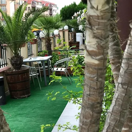Riviera 2*